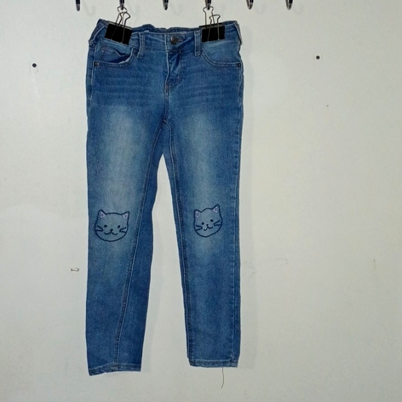 Cat & Jack Other - Cat and Jack  kitty emblem on knees super stretchy jeans .